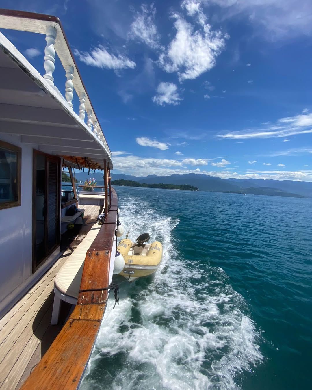 BARCO PRIVATIVO COMPARTILHADO Entrada com Cooler Permitido 
