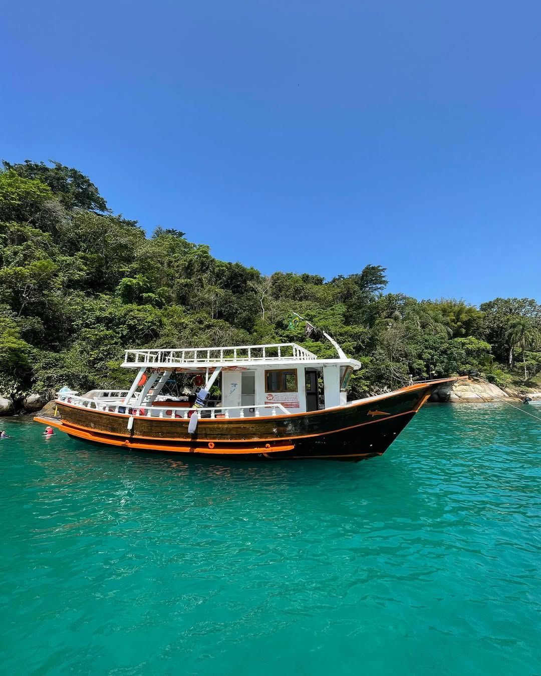 BARCO PRIVATIVO COMPARTILHADO Entrada com Cooler Permitido 