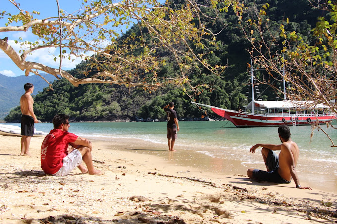 ESCUNA PARATY Roteiro Completo 6 horas/6 paradas - Saída 9:30 horas