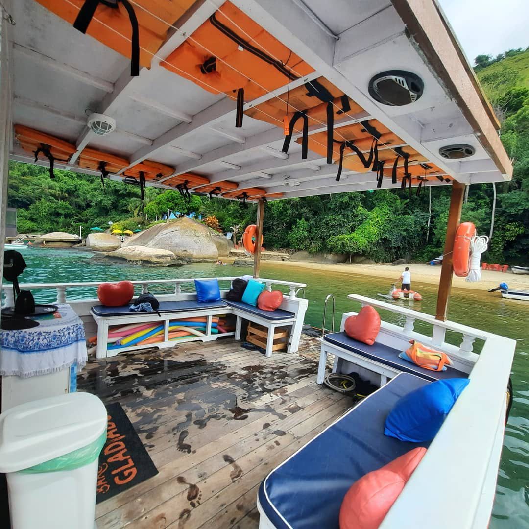 BARCO PRIVATIVO PARATY - Stand Up Incluso