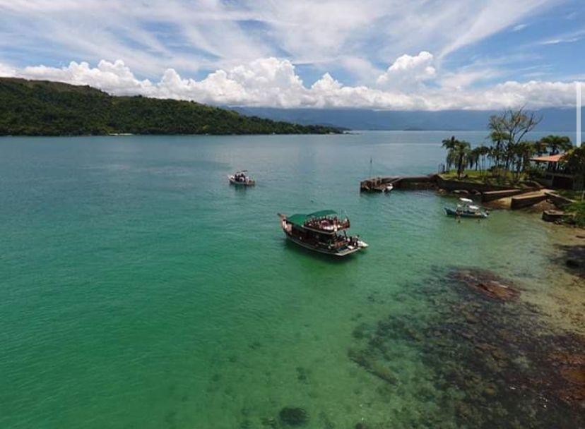 BARCO PRIVATIVO PARATY Churrasqueira & toilet Abordo
