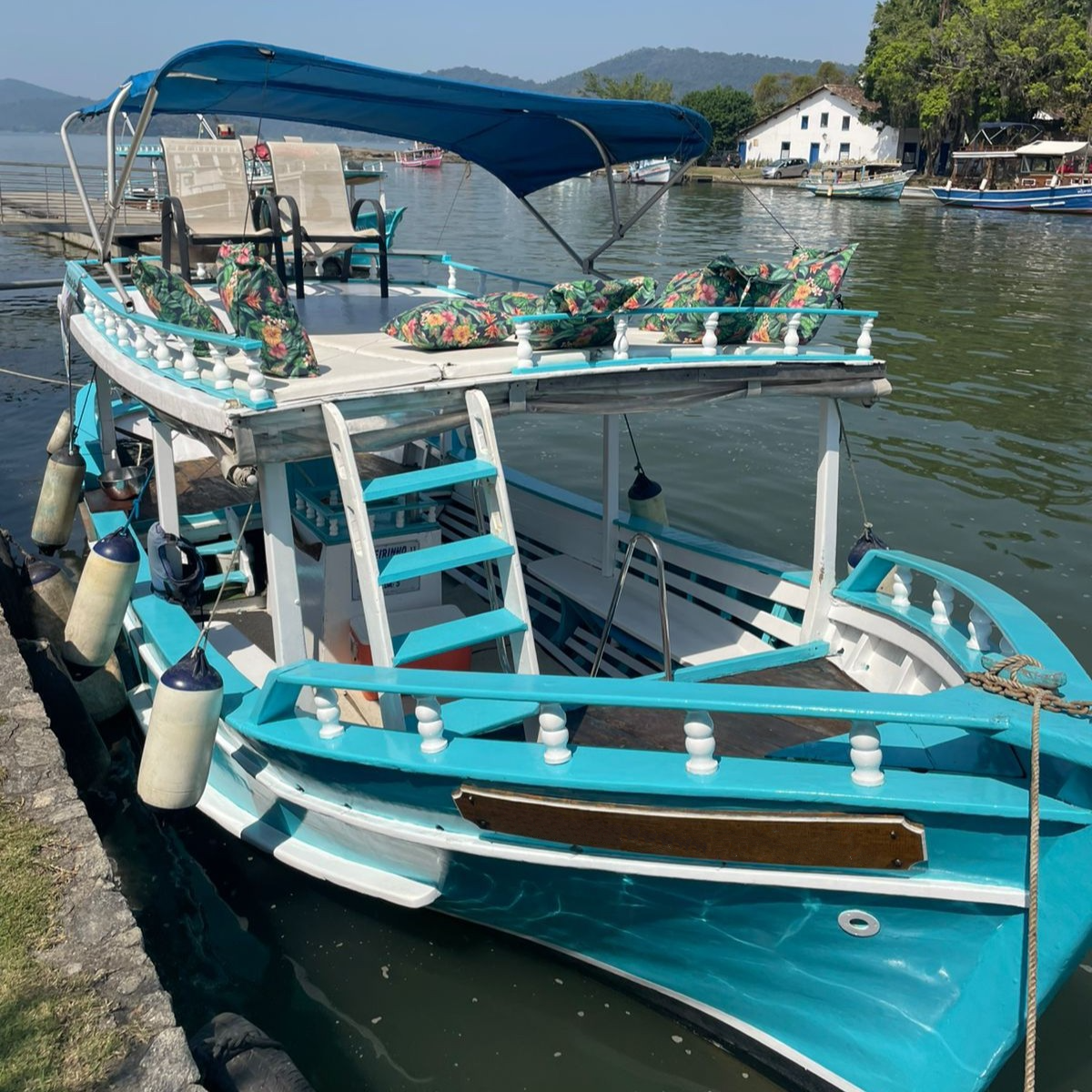 BARCO PRIVATIVO PARATY Cooler & Churrasqueira Abordo
