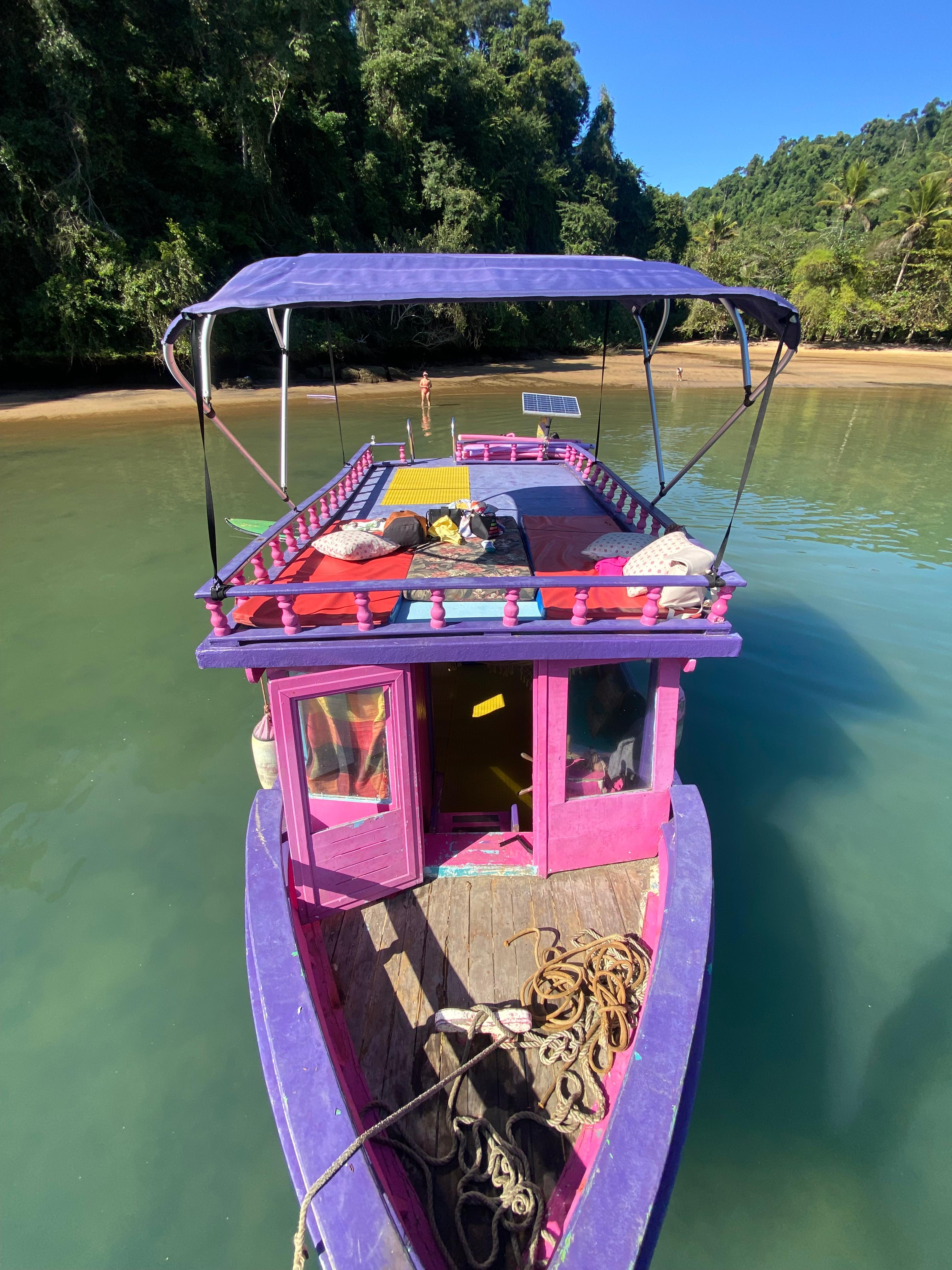 BARCO PRIVATIVO PARATY Churrasqueira & Cooler Abordo