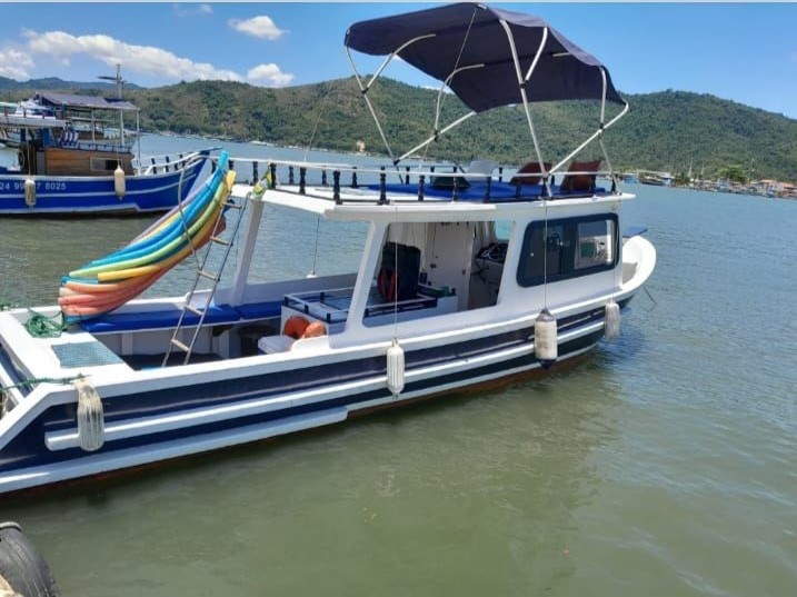 BARCO PRIVATIVO PARATY Stand UP incluso