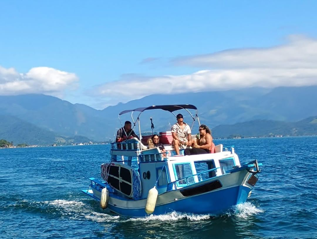 BARCO PRIVATIVO PARATY Snorkel & Cooler Abordo